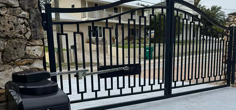 Swing Gate Opener with Keypad Bend